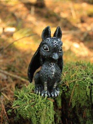 Figurka "Uroczy gryfosmok"